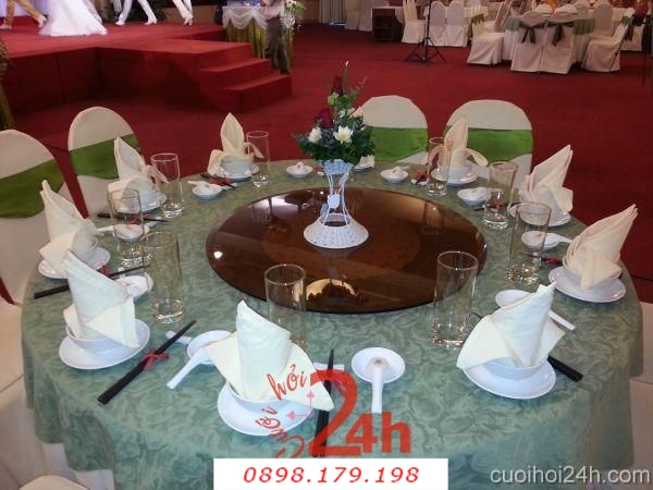 Dịch vụ cưới hỏi 24h trọn vẹn ngày vui chuyên trang trí nhà đám cưới hỏi và nhà hàng tiệc cưới | Trang trí bàn tiệc